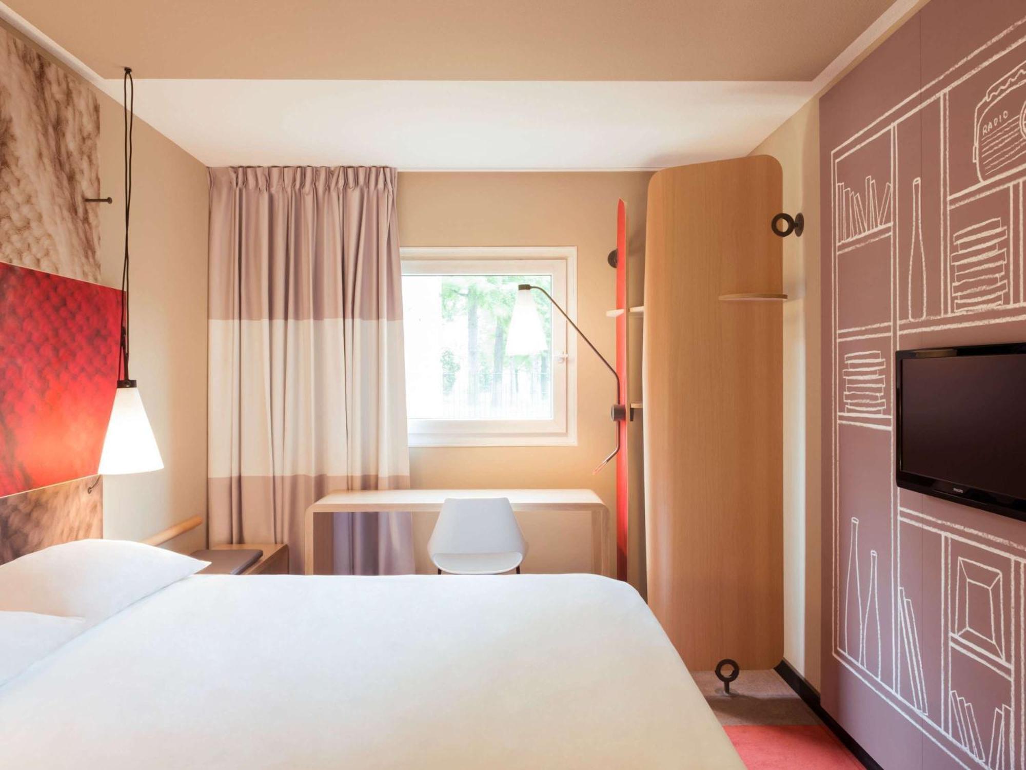 Ibis Rabat Agdal Hotel Exterior photo