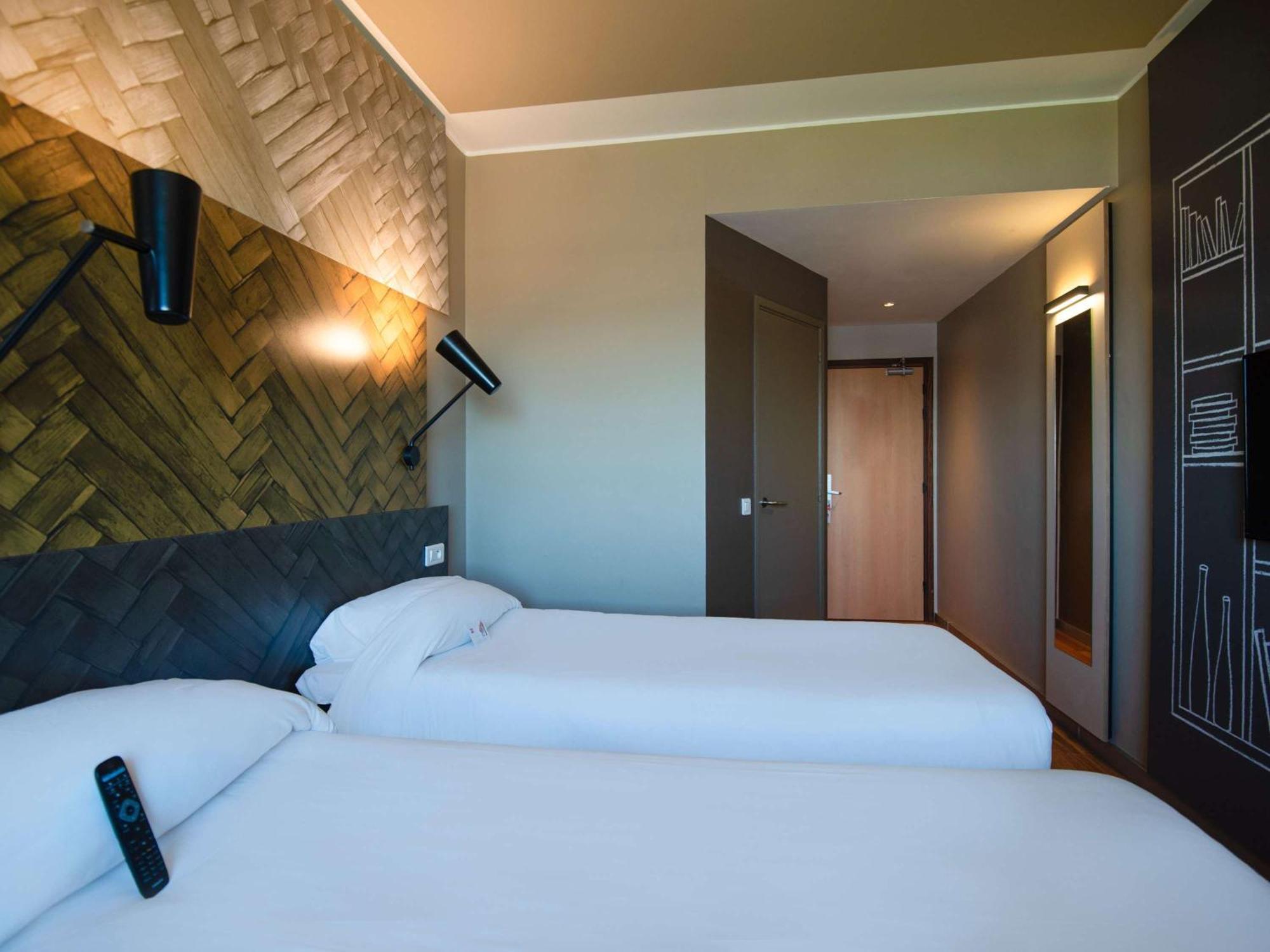 Ibis Rabat Agdal Hotel Exterior photo